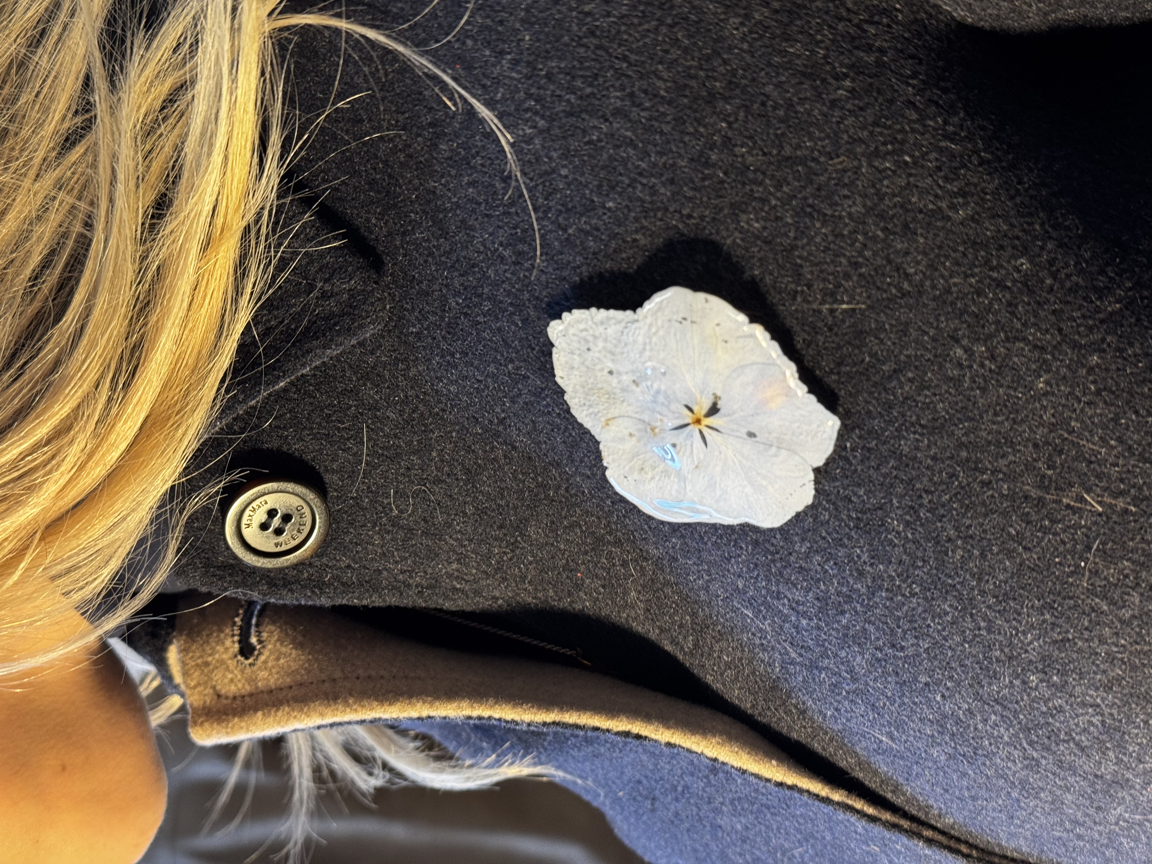 Marturii personalizate din flori presate